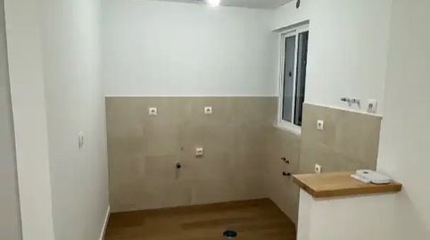 Foto 3 de Piso en venta en Calle Fuentes de Andalucía, 30, La Pañoleta, Camas