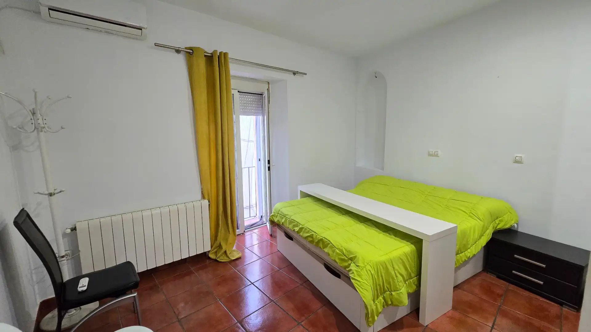 House with terrace for sale in J. Muñoz Chaves 8, imagen 7