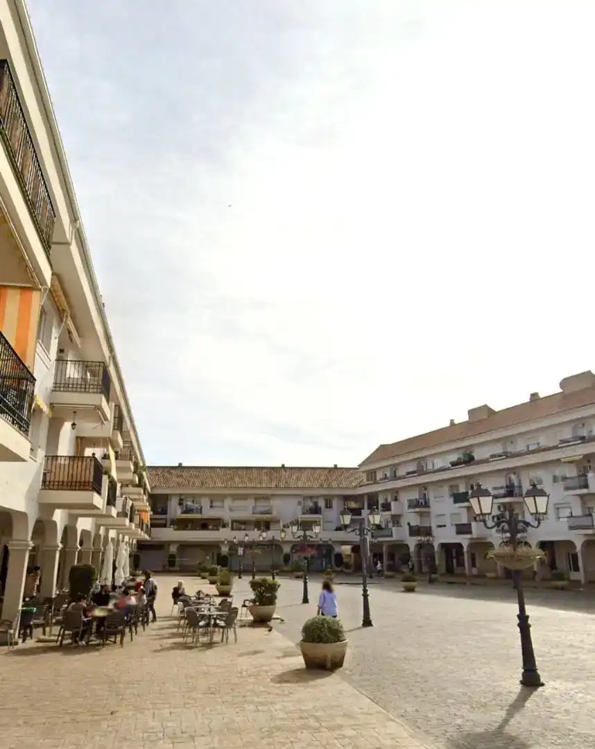 Vista exterior de Apartament per a compartir en Torremolinos amb Aire condicionat, Moblat i Balcó