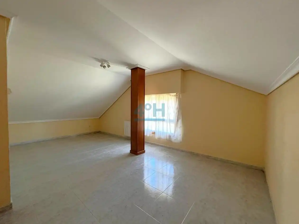 Casa o chalet en venta en Barbadás con Calefacción, Jardín privado y Terraza