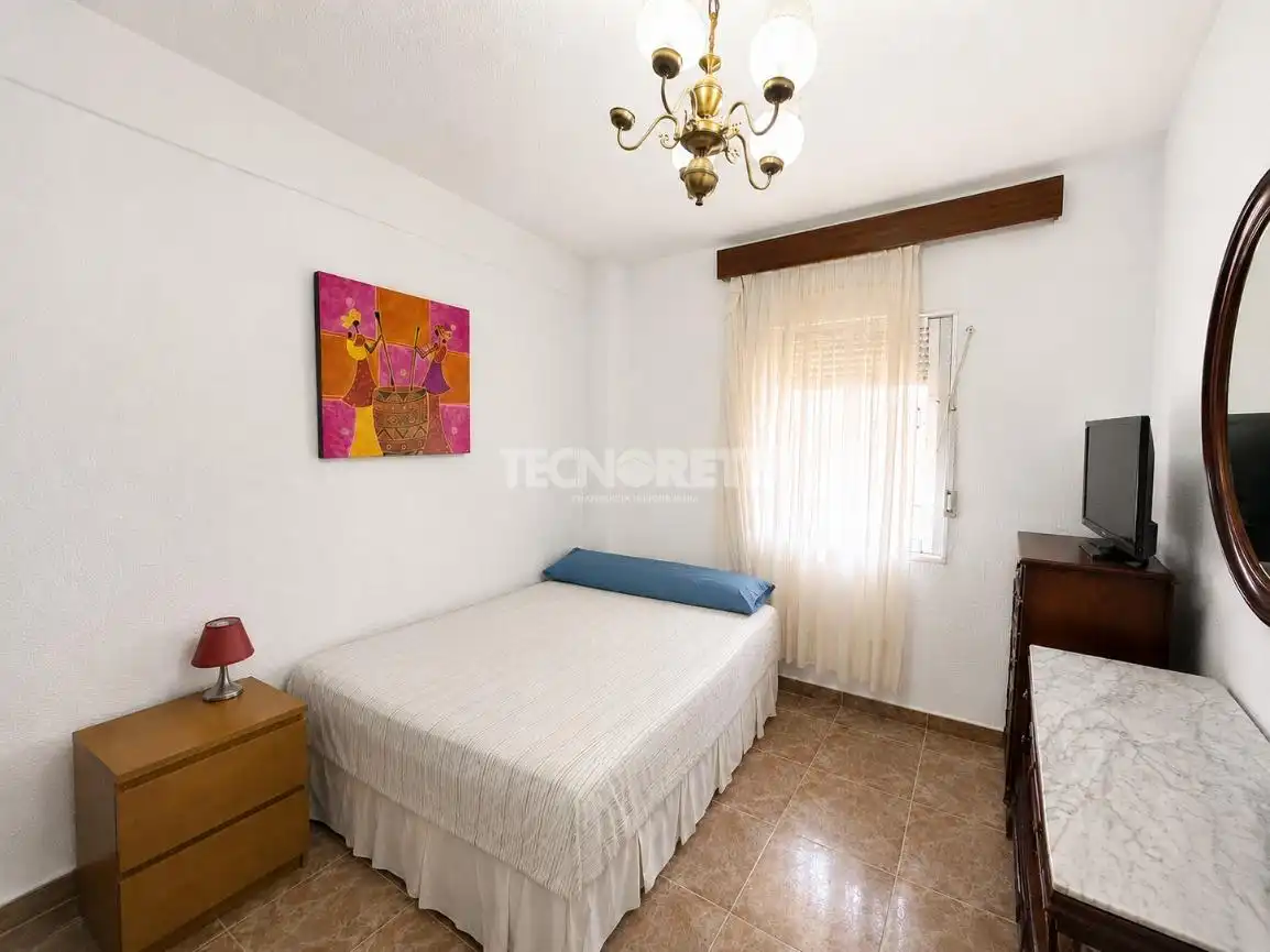Habitación de Piso en venta en Madrid con Calefacción