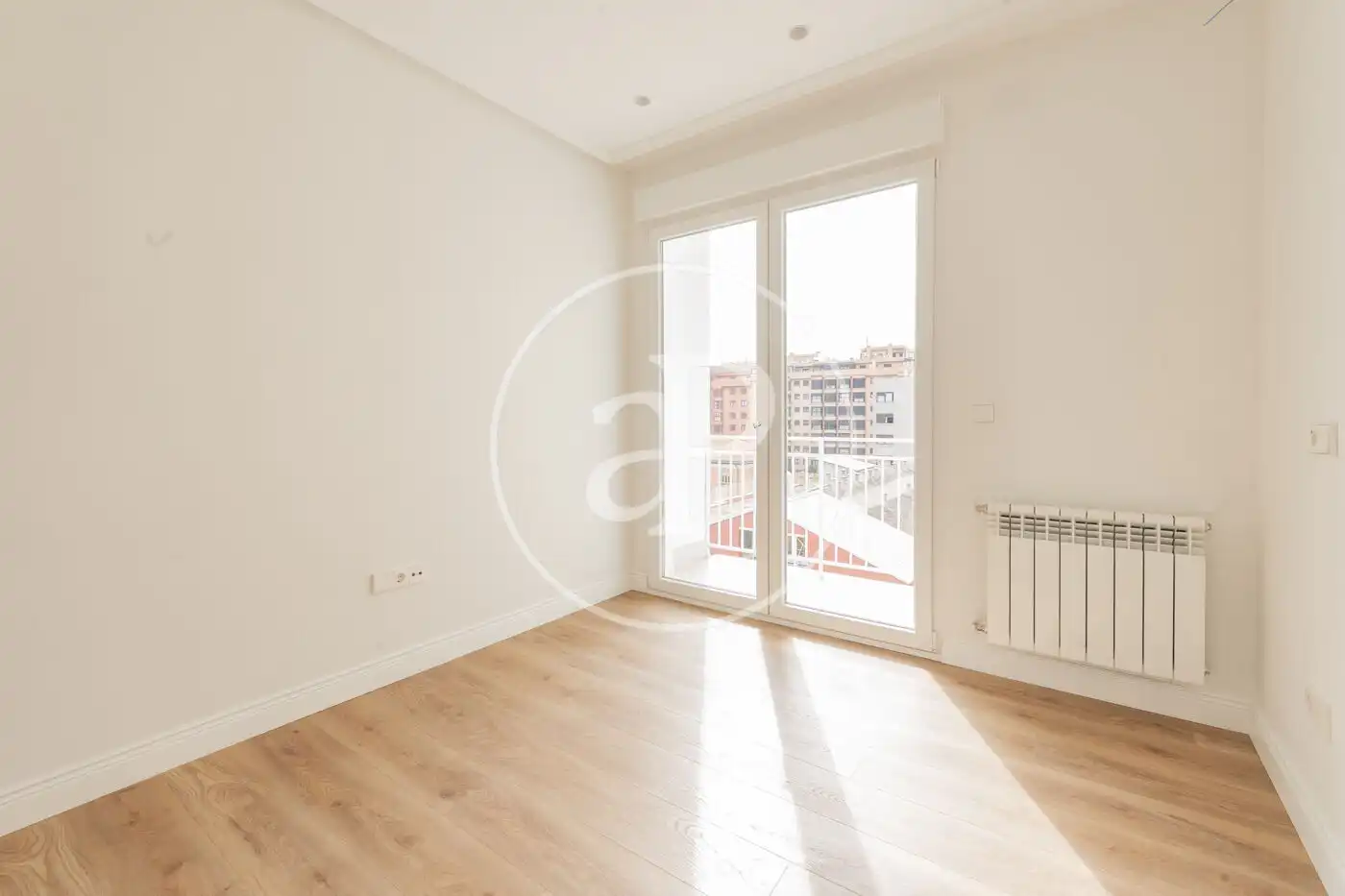 Habitación de Piso en venta en Madrid con Aire acondicionado, Calefacción y Terraza