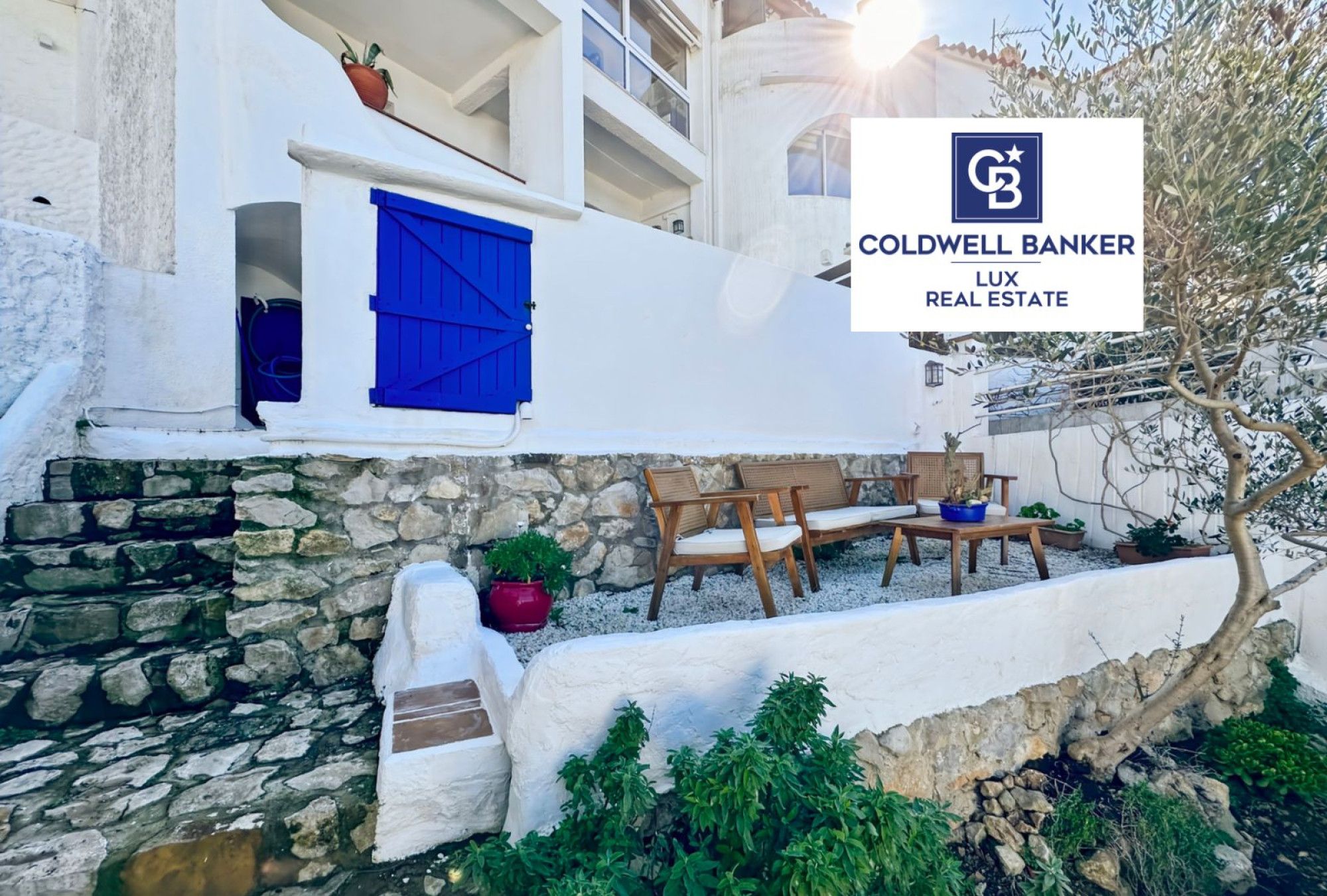 Vista exterior de Casa adosada en venda en L'Escala amb Aire condicionat, Calefacció i Terrassa