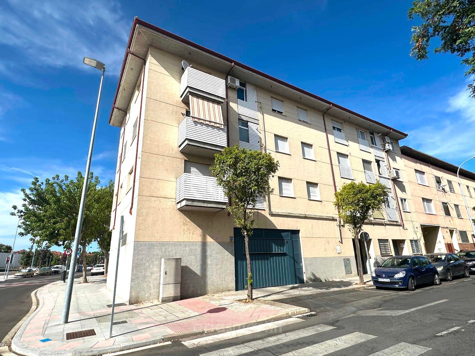 Flat for rent in Gil Gonzalez Davila, 22, Tejares - Chamberí - Alcades