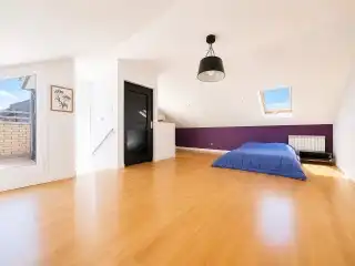 Habitación de Casa o chalet en venta en Rivas-Vaciamadrid con Aire acondicionado, Calefacción y Jardín privado