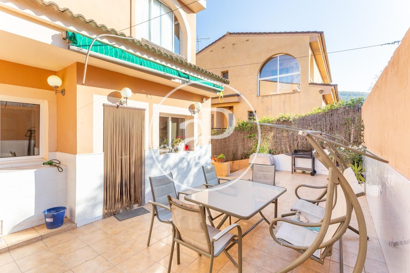 Terrace of Single-family semi-detached for sale in Chiva  with Air Conditioner, Heating and Private garden