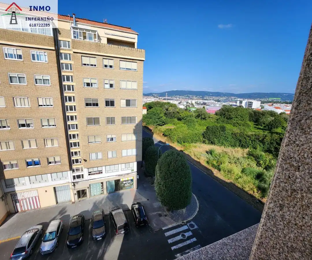 Exterior view of Flat for rent in Ferrol  with Parquet flooring, Storage room and Furnished