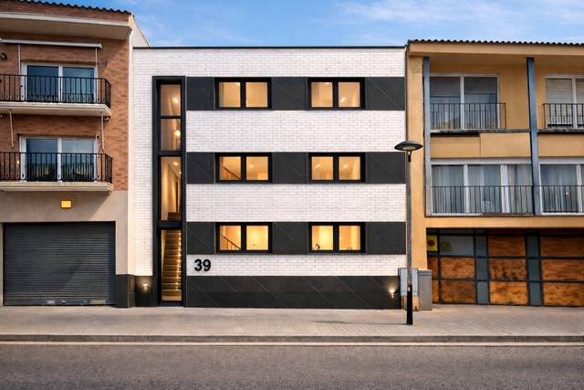 Piso en Venta en Carrer Comtal en Centre