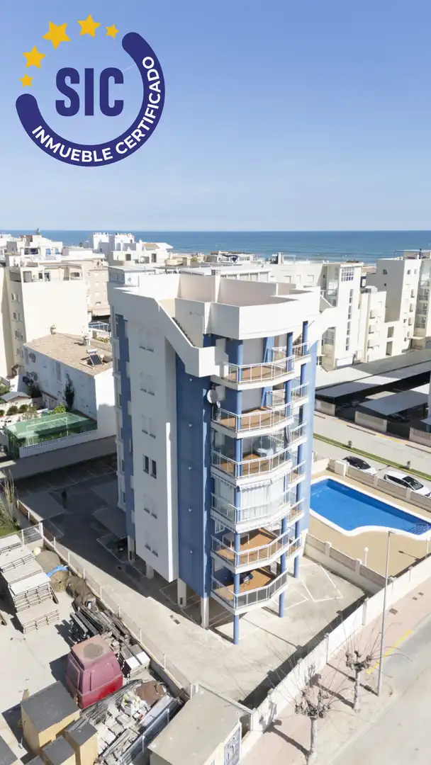 Außenansicht von Wohnung zum Verkauf in Piles mit Klimaanlage, Terrasse und Schwimmbad