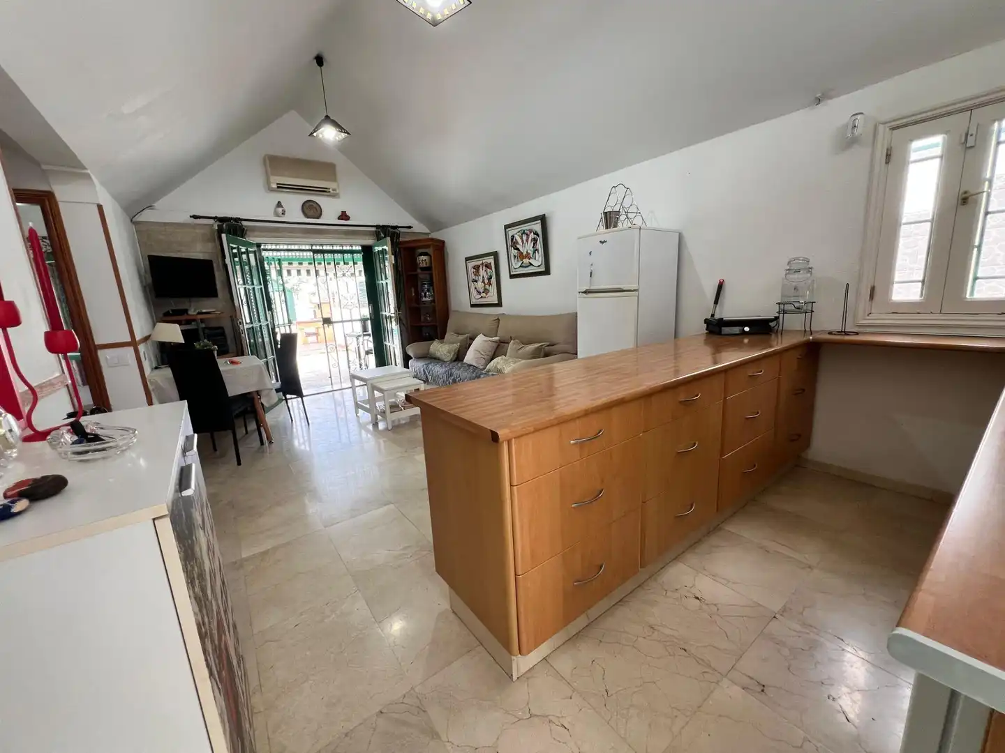 Maison mitoyenne avec piscine à louer à TOUROP KUONI 5, imagen 7