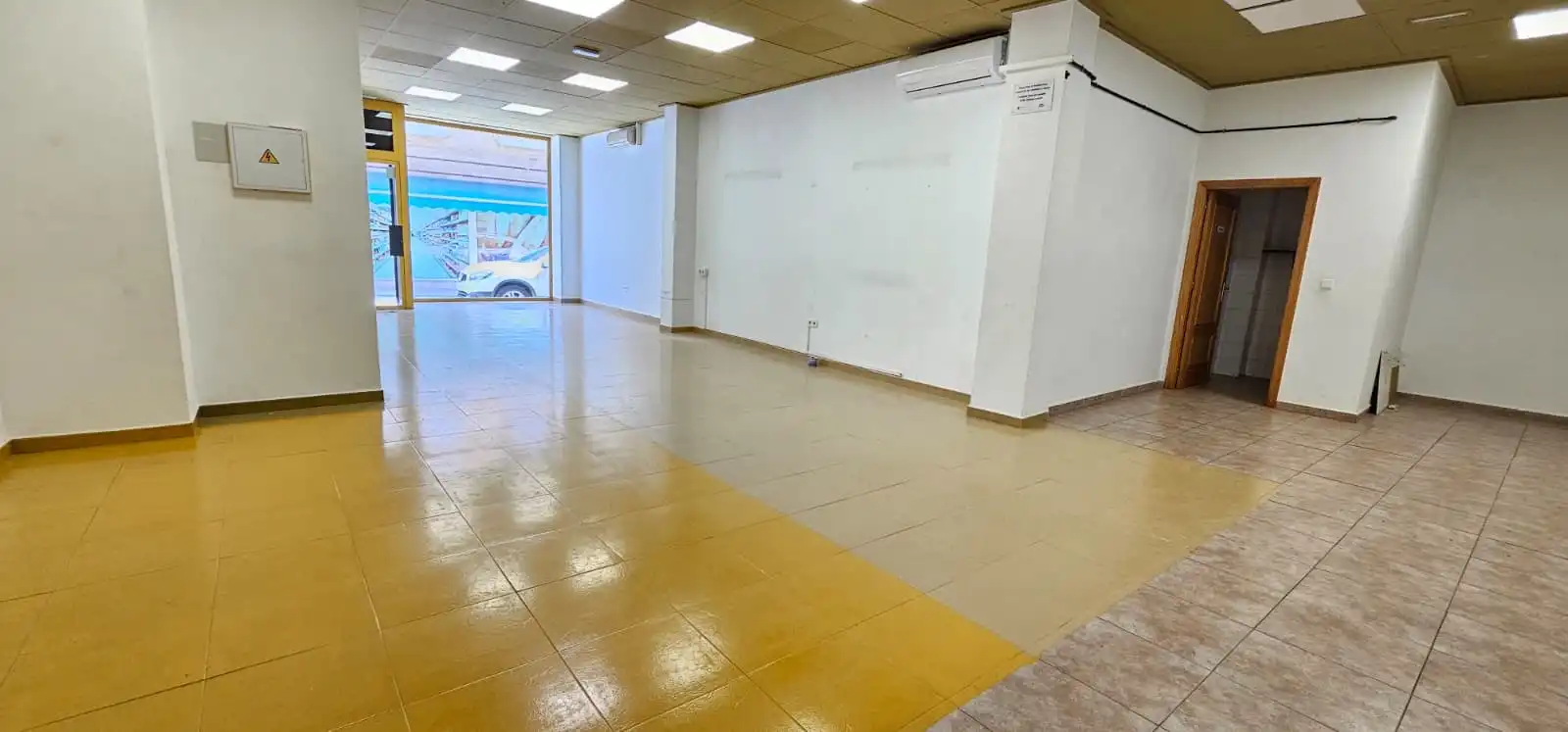 Business premises for sale in Totana, imagen 4