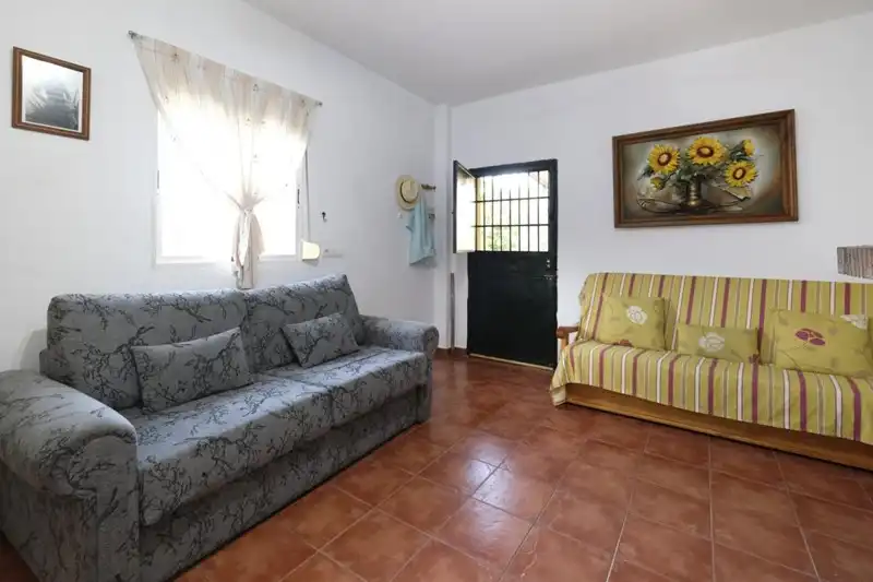 Casa rústica amb jardí en venda a Villamena, imagen 5