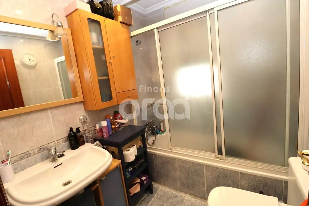 Baño de Piso en venta en Portugalete con Calefacción y Trastero
