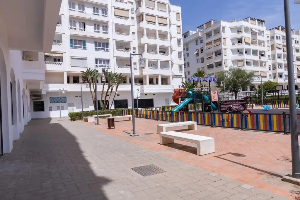 Apartament amb piscina en venda a Nueva Andalucía, imagen 16