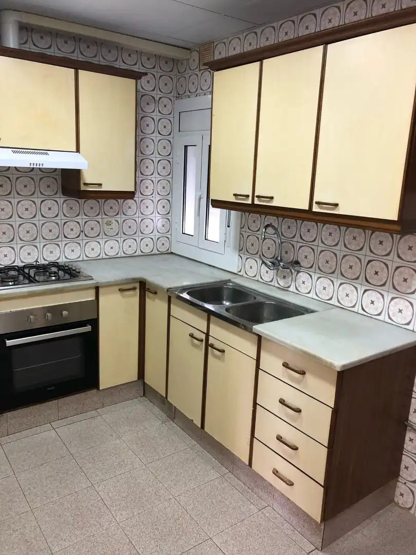 Kitchen of Buildings for sale in La Granada