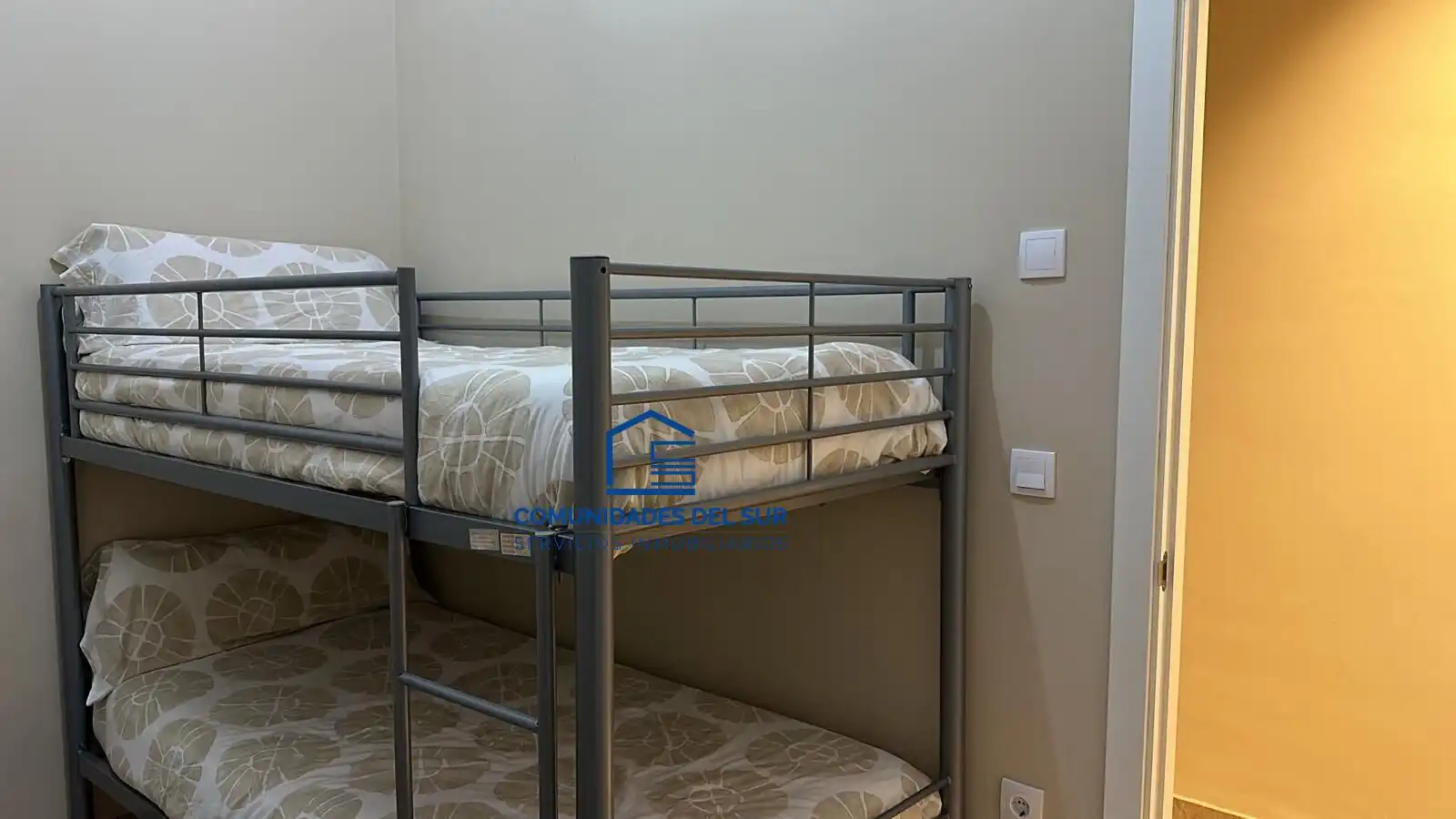 Dormitori de Apartament de lloguer en Cádiz amb Moblat