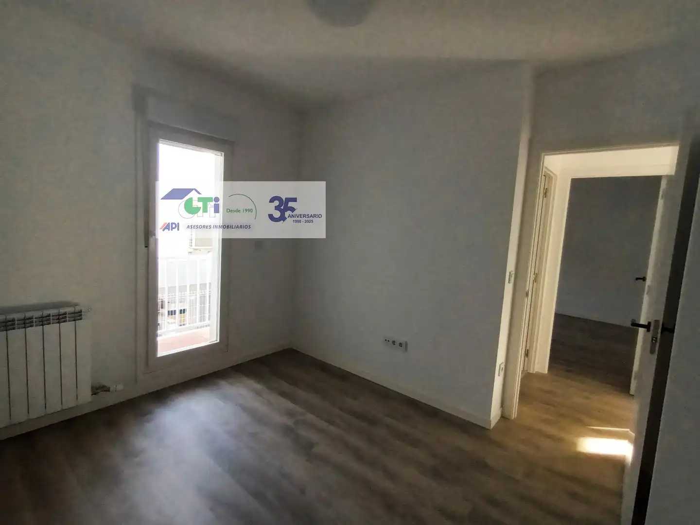 Schlafzimmer von Gebäude zum Verkauf in Zaragoza