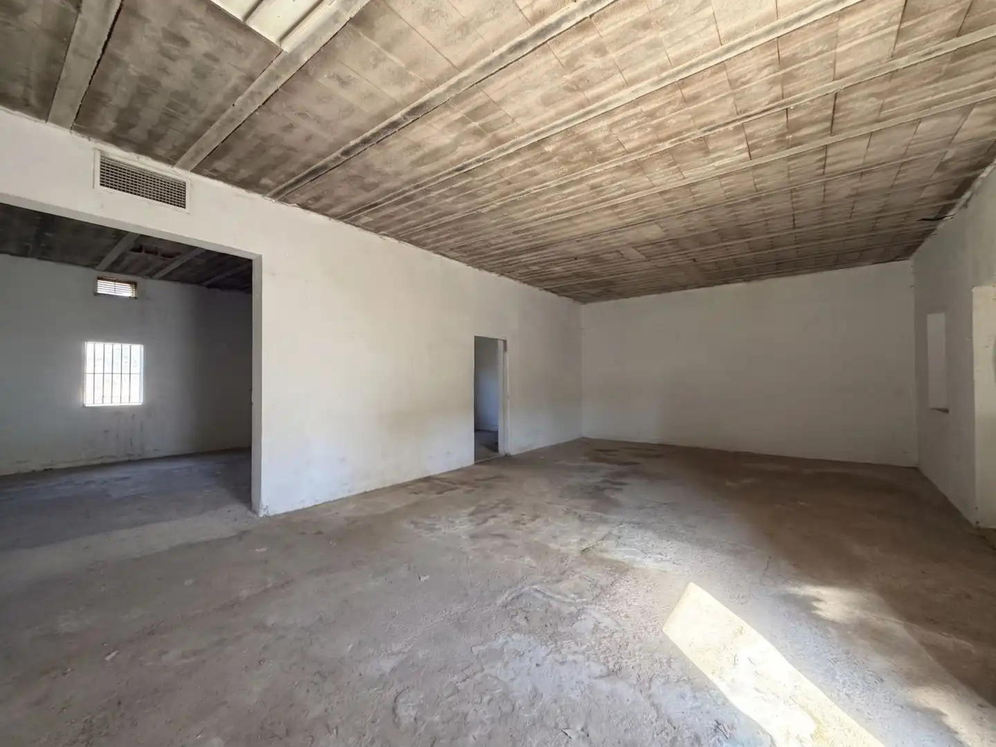 Industrial building for sale in Los Palacios y Villafranca, imagen 2