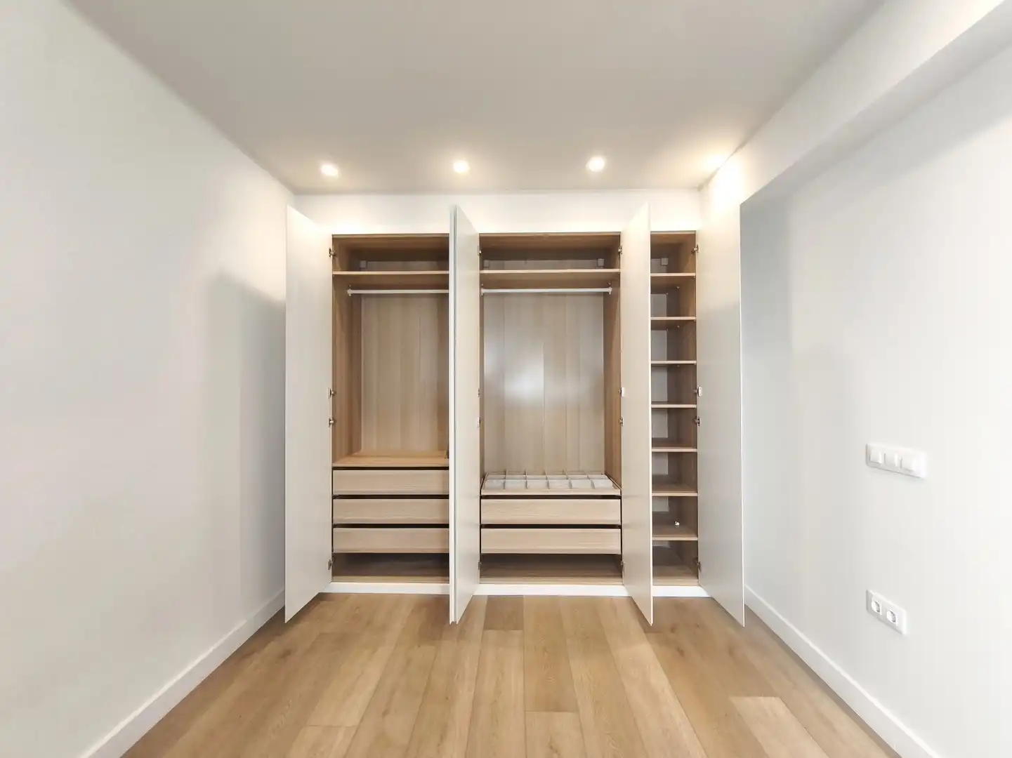 Piso de alquiler en AV PIO XII, Gran Via