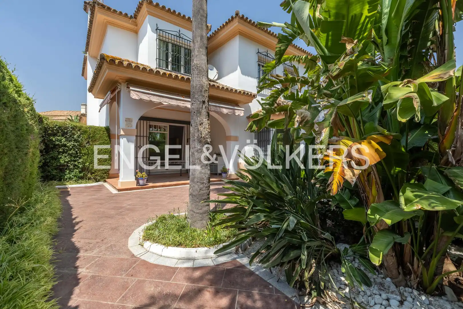 Exterior view of Houses for sale in Bormujos  with Heating