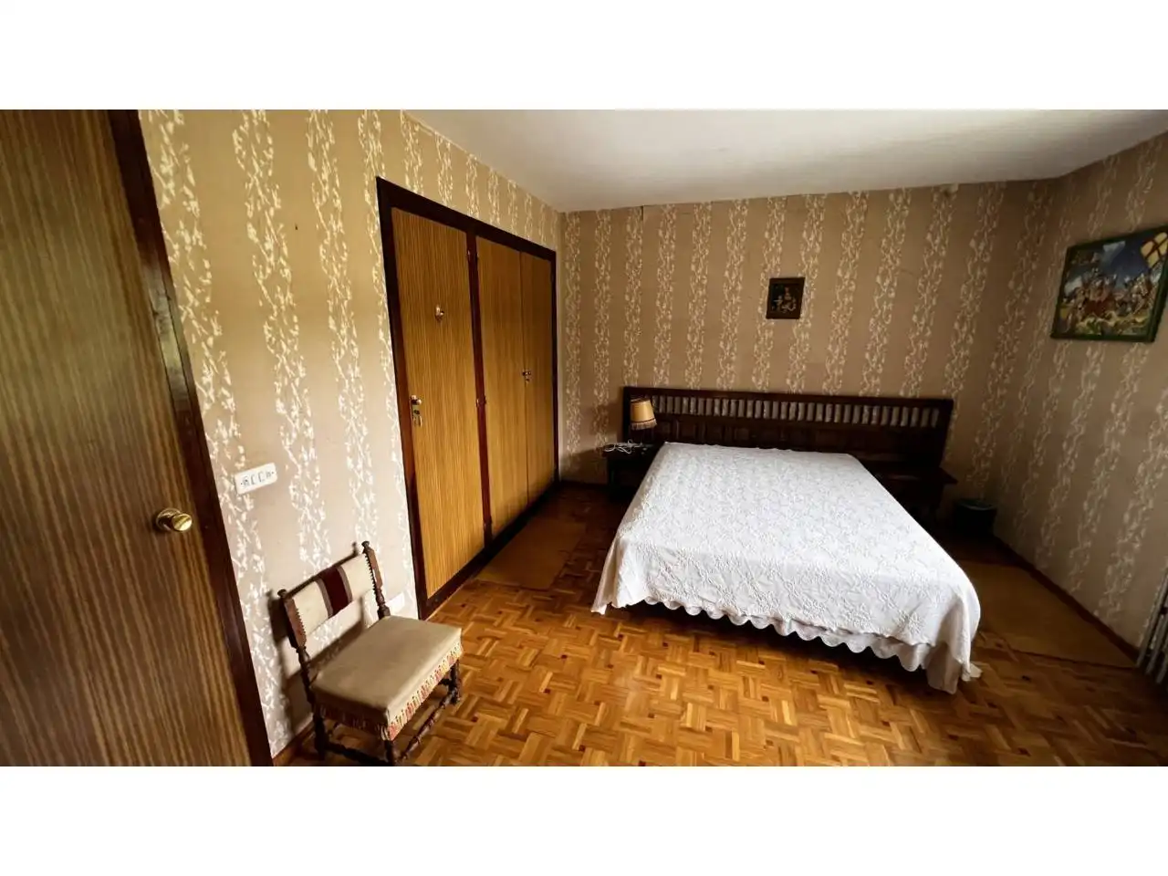 Dormitori de Casa o xalet en venda en Merindad de Montija amb Calefacció, Jardí privat i Parquet