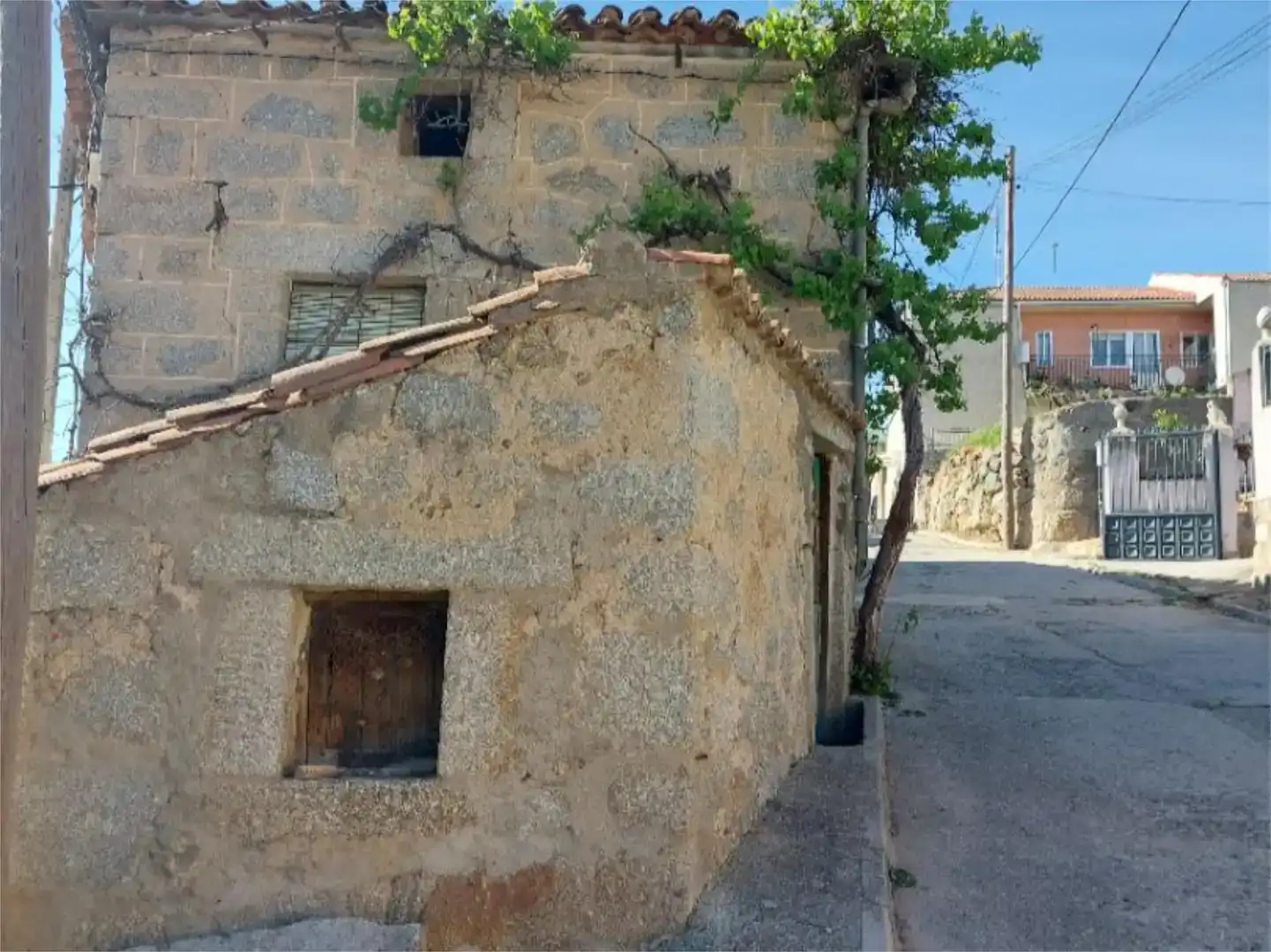 Exterior view of Houses for sale in Amavida