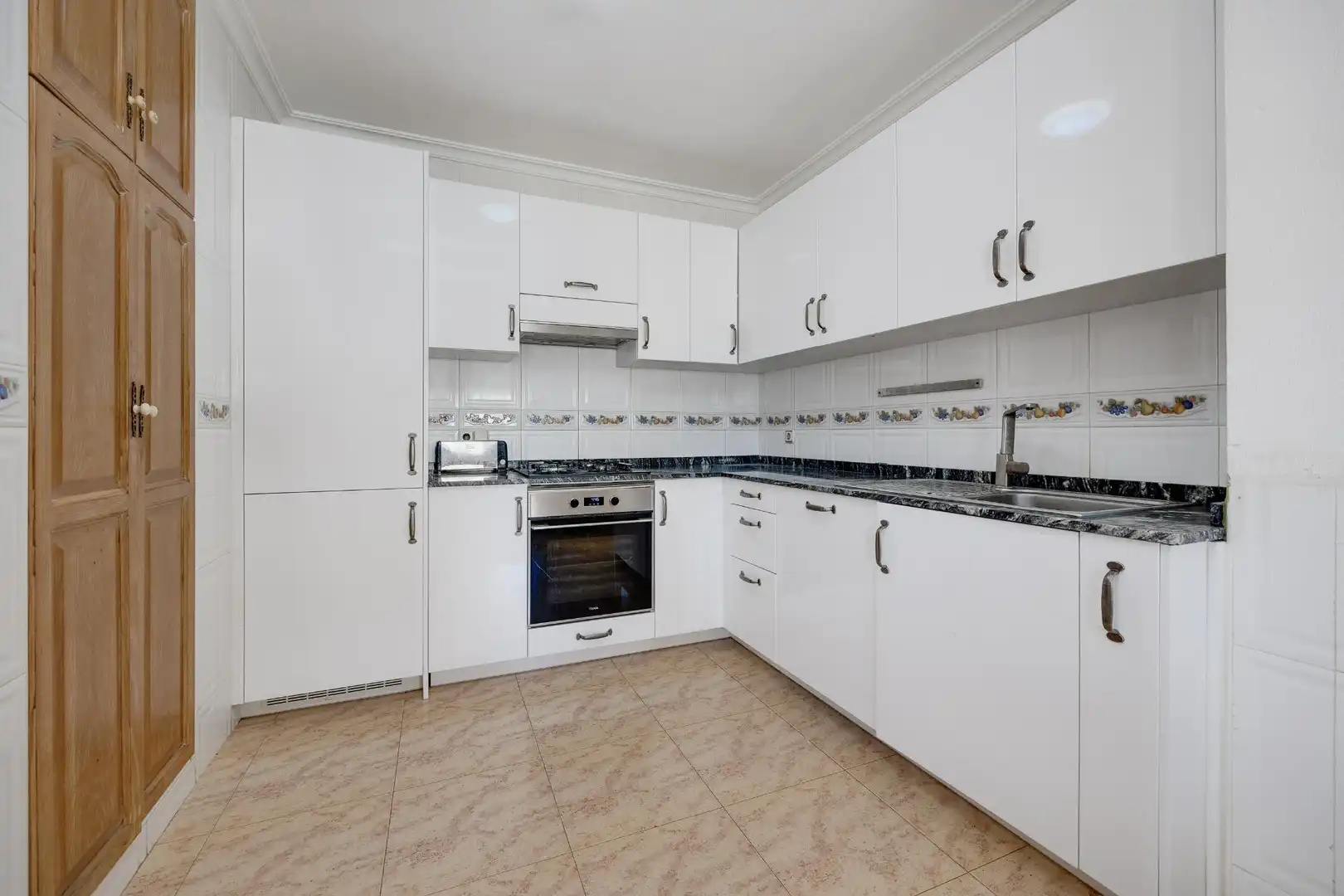 Casa a schiera con piscina in vendita a Calle  Peña Vieja, imagen 4