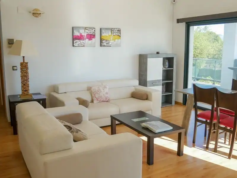 Sala d'estar de Casa o xalet de lloguer en Polop amb Aire condicionat, Jardí privat i Terrassa