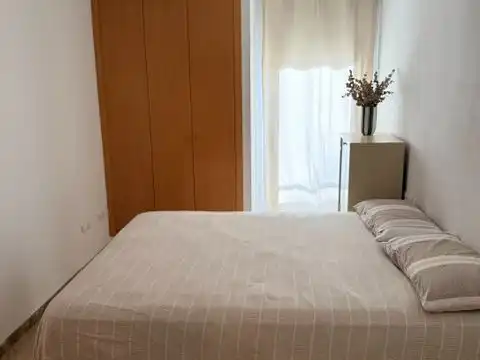 Schlafzimmer von Wohnung zur Miete in Mislata mit Klimaanlage, Möbliert und Ofen