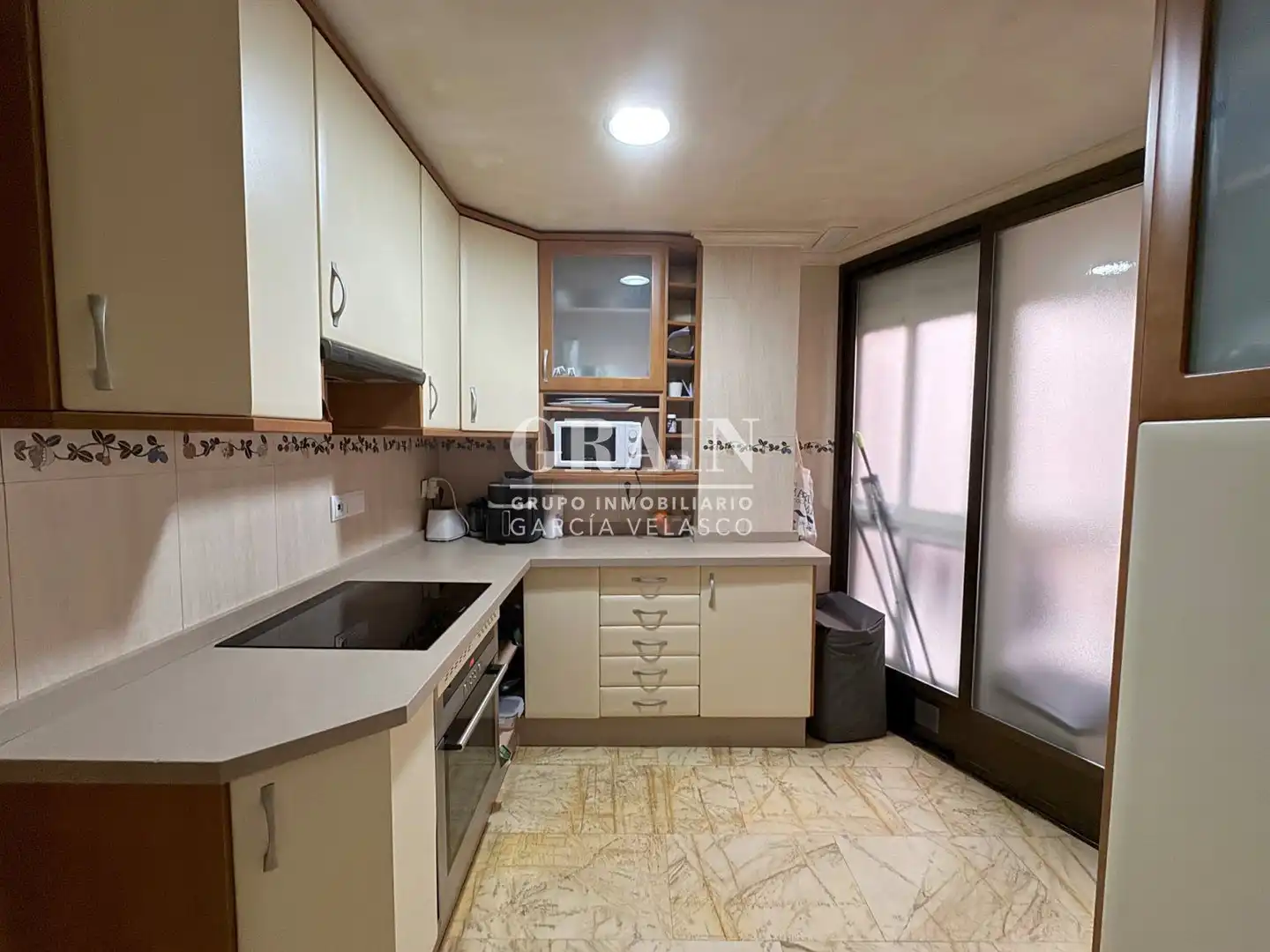 Kitchen of Flat for sale in Albacete  with Air Conditioner, Heating and Parquet flooring