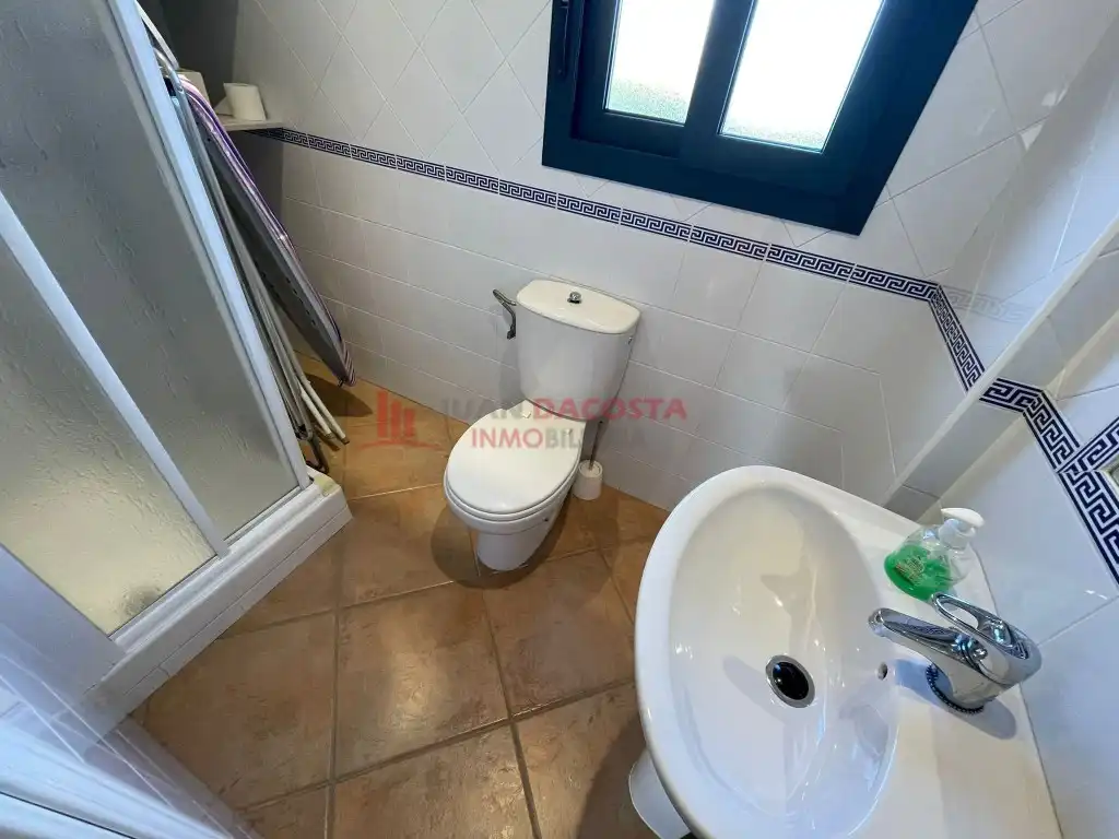 Bathroom of Detached homes for rent in Islantilla