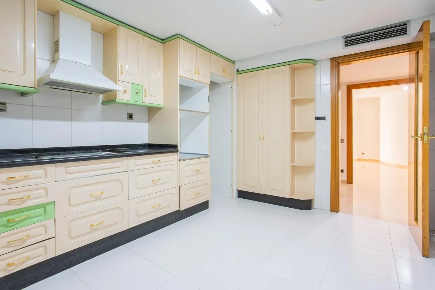 Kitchen of Flat for sale in Murcia  with Air Conditioner, Terrace and Storage room