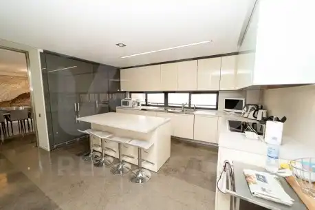 Cocina de Dúplex en venta en León Capital  con Aire acondicionado, Calefacción y Terraza