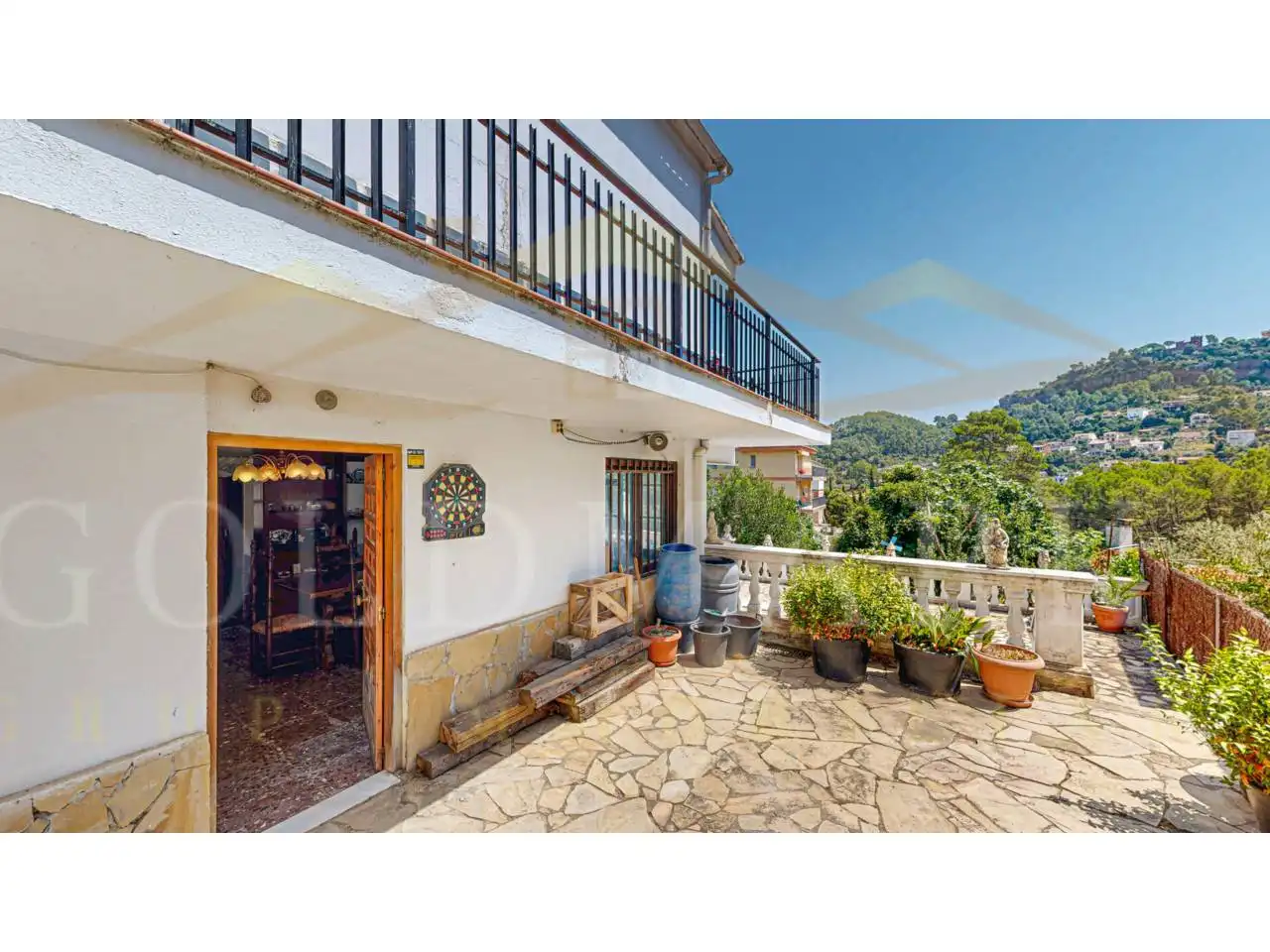 Vista exterior de Casa o xalet en venda en Corbera de Llobregat amb Calefacció, Jardí privat i Terrassa