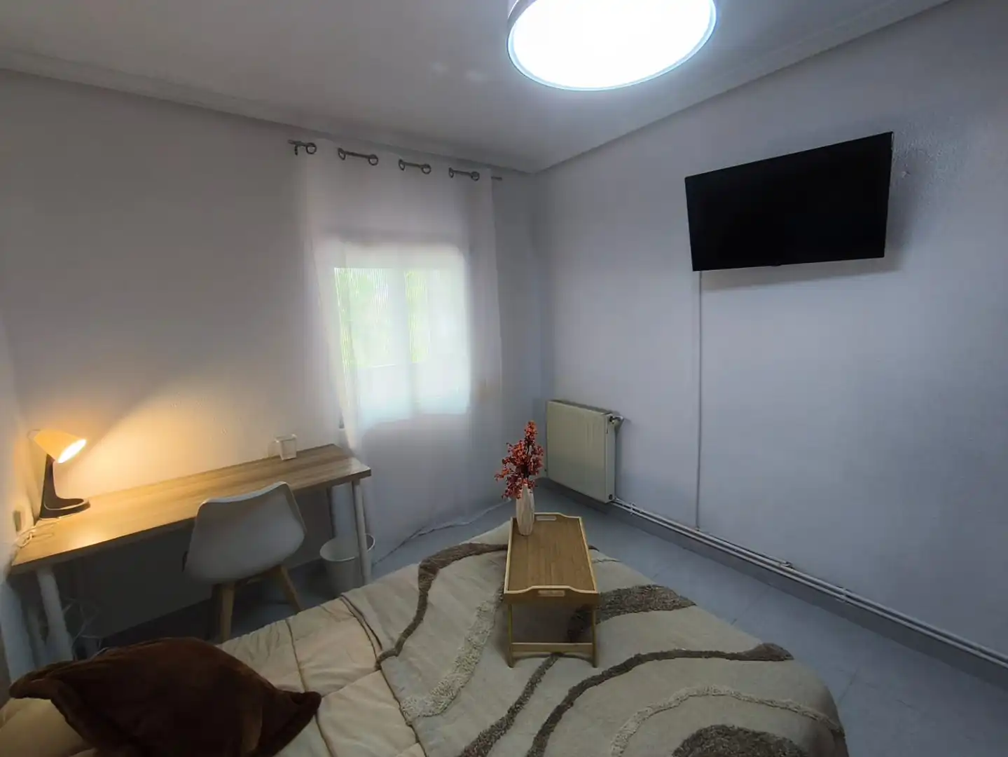 Bedroom of Flat for share in Alcalá de Henares  with Heating, Furnished and Oven