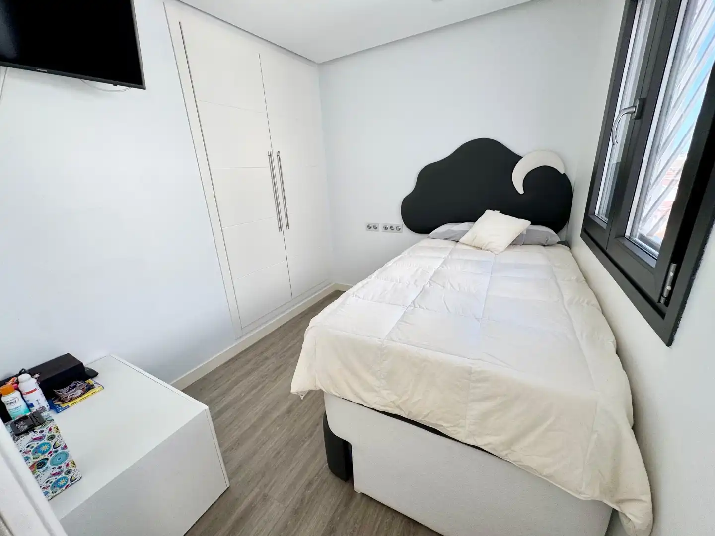Bedroom of Attic for rent in Punta Umbría, Huelva