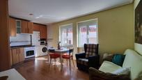 Sala d'estar de Apartament en venda en León Capital  amb Calefacció