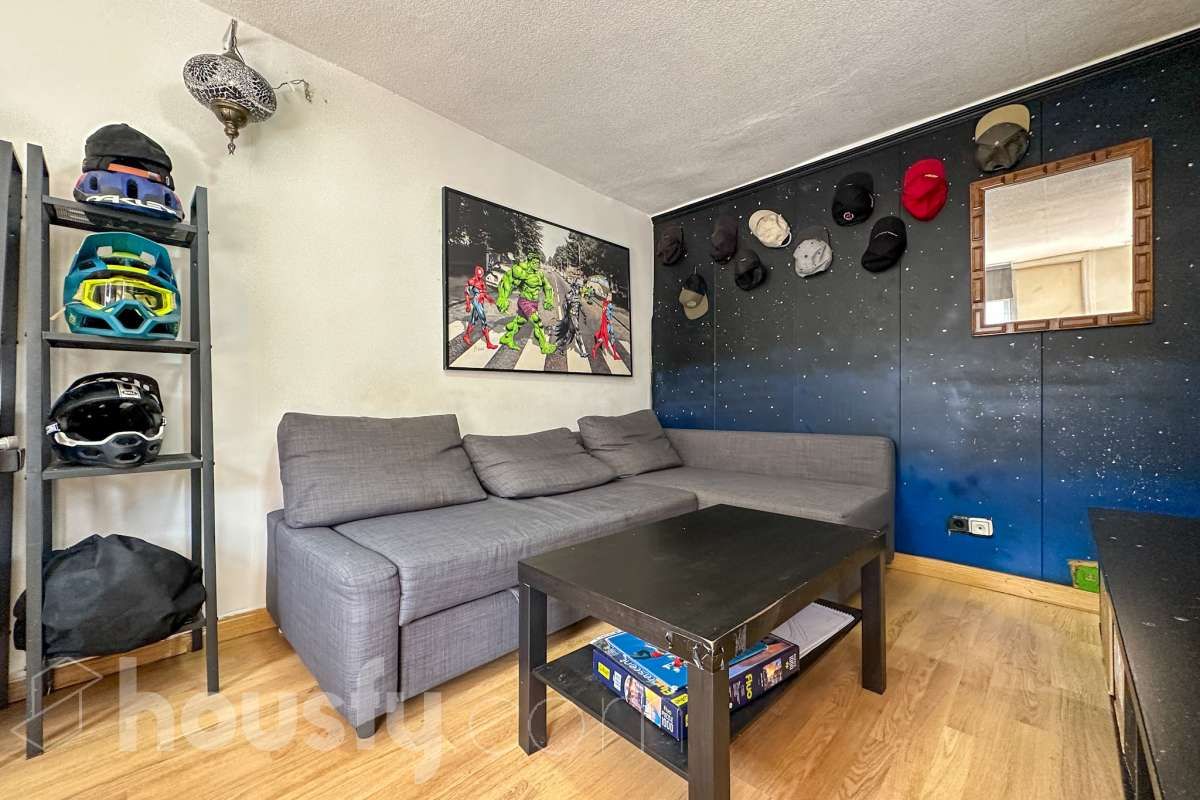 Living room of Flat for sale in  Madrid Capital  with Air Conditioner and Heating