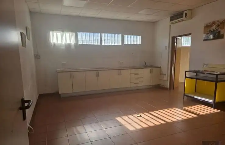 Industriegebäude zur Miete in Casarrubios del Monte pueblo, imagen 10