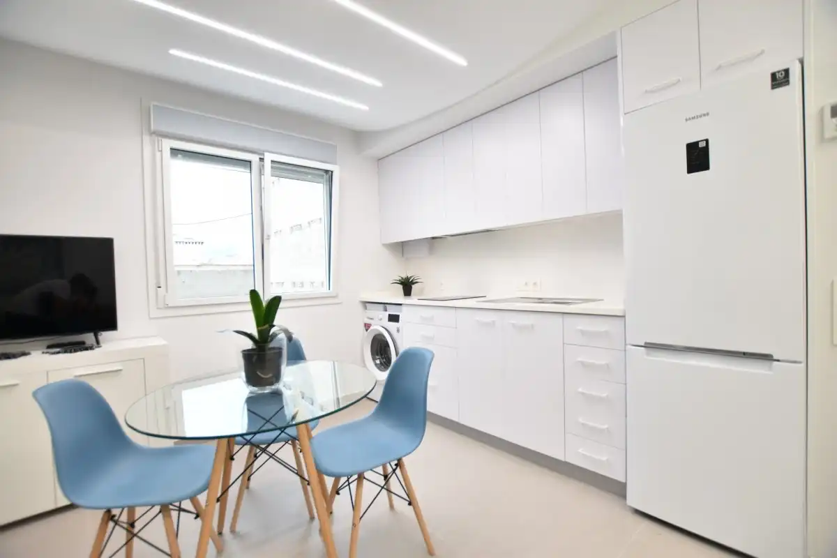Apartments for rent in Avenida de la constitucion, Pajaritos