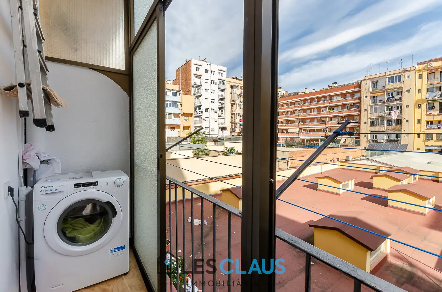 Balcony of Flat for sale in Barcelona  with Air Conditioner and Balcony