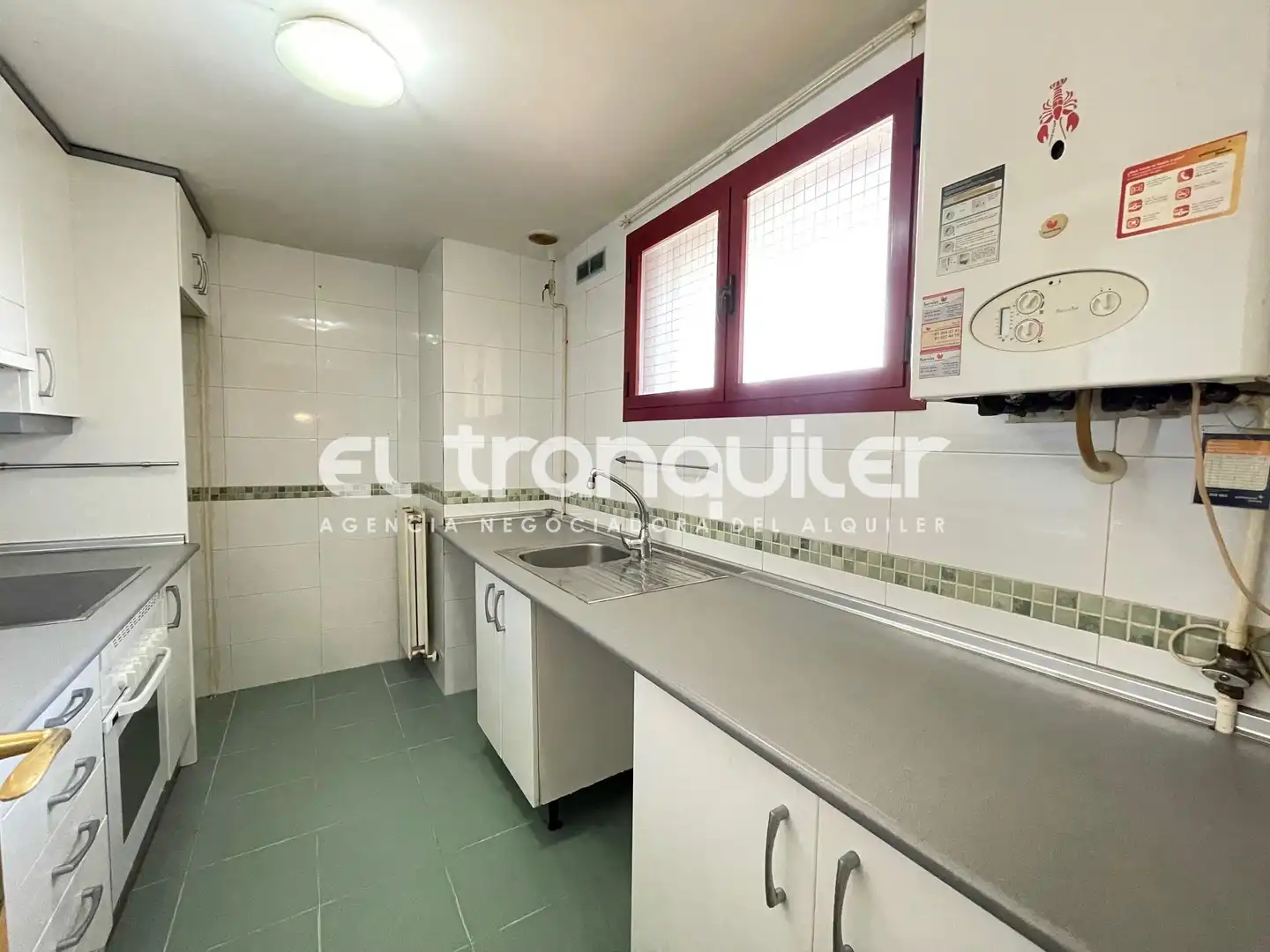 Flat for rent in Calle Francisco Umbral, Rivas Futura