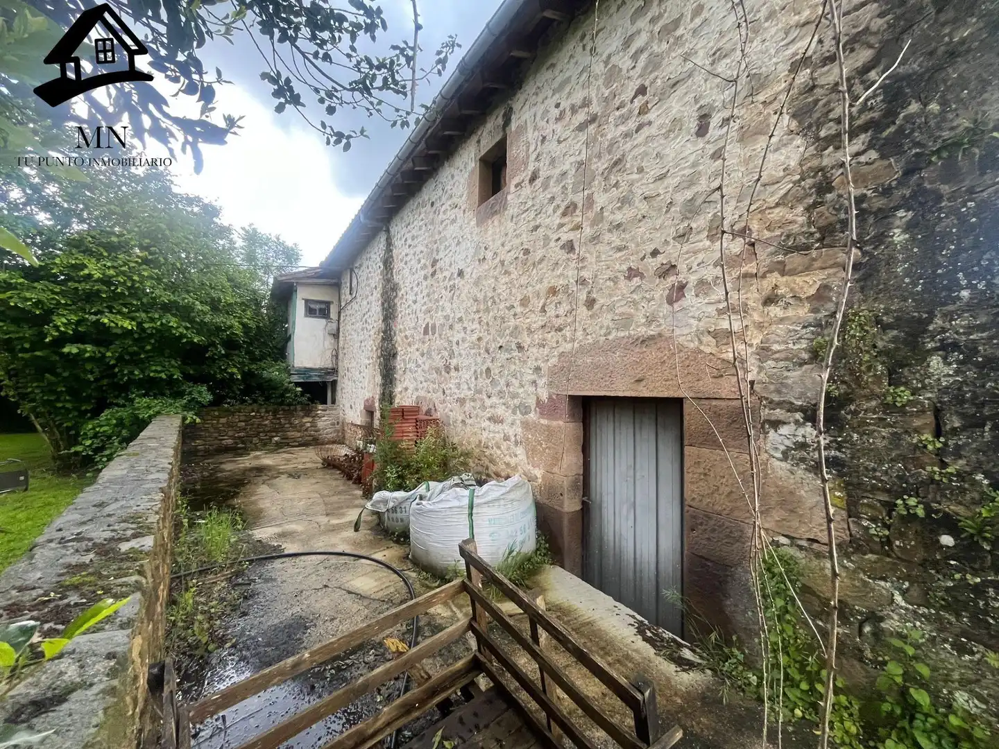 Finca rústica en venda a Villafufre