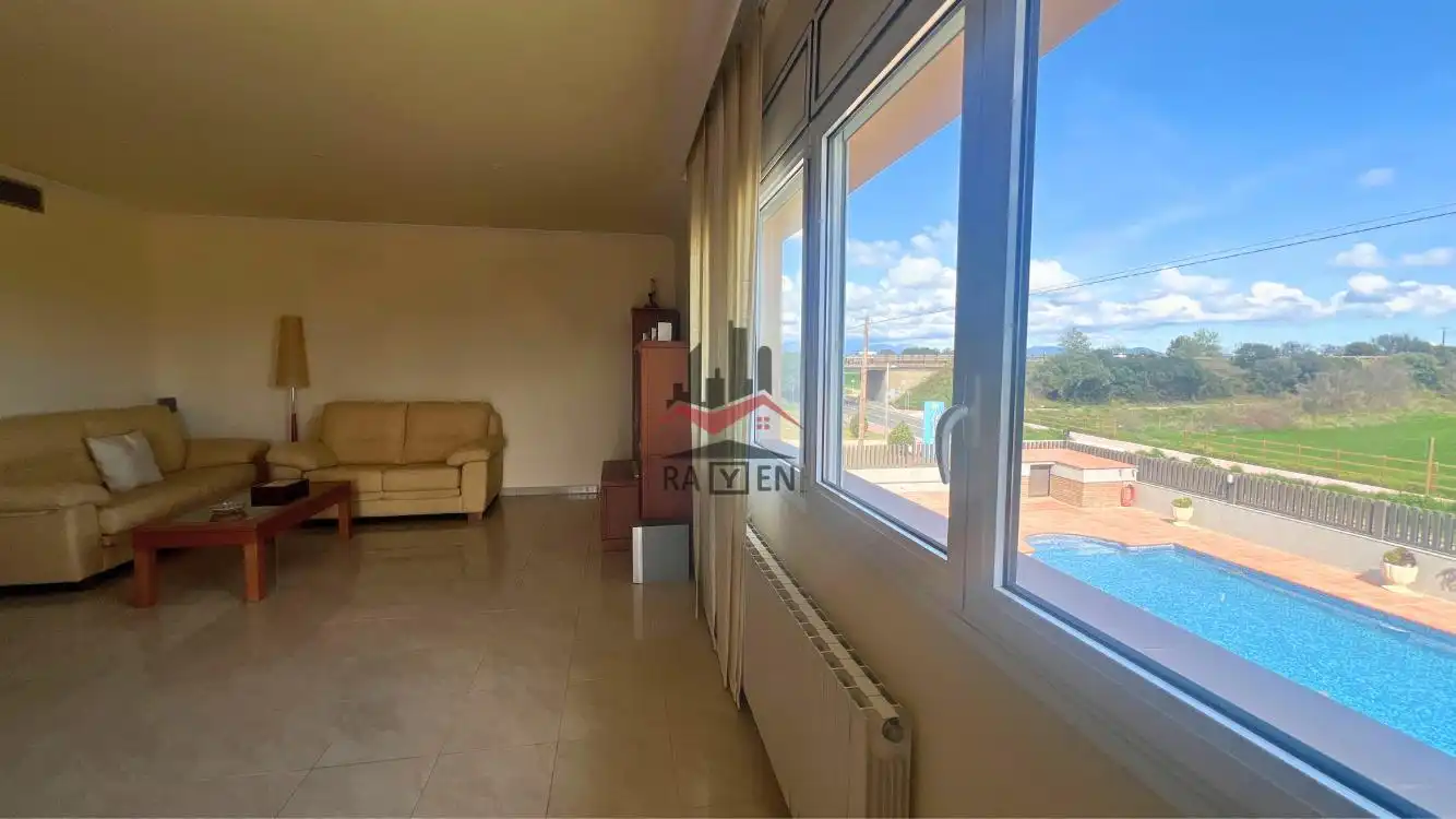 Houses for sale in Riu Muga, Vilamalla