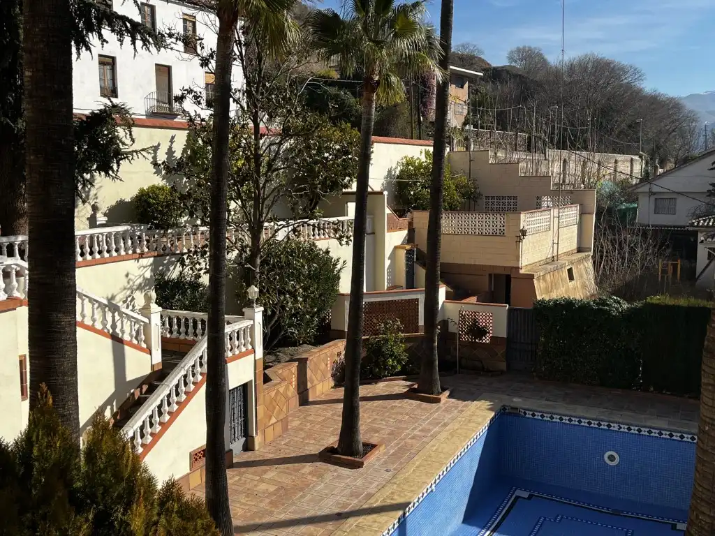 Exterior view of Houses for sale in Granada