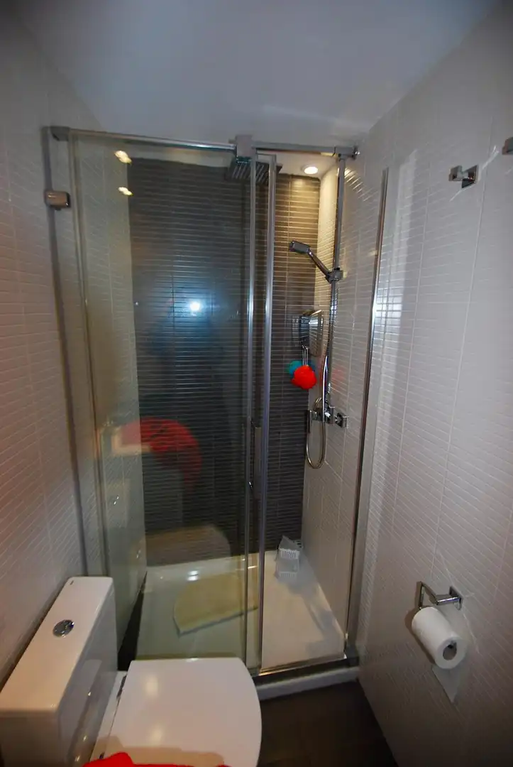 Bathroom of Apartments for rent in Andratx  with Air Conditioner, Heating and Parquet flooring