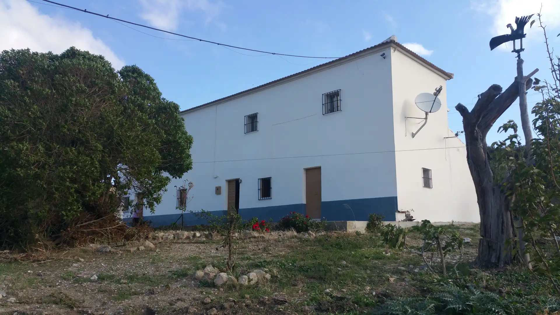 Vista exterior de Finca rústica en venda en Antequera amb Traster