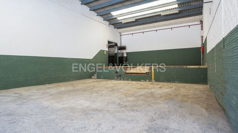 En venta 9.245 m2 de naves industriales en parcela 19500 m2 posibilidad de 1000kw