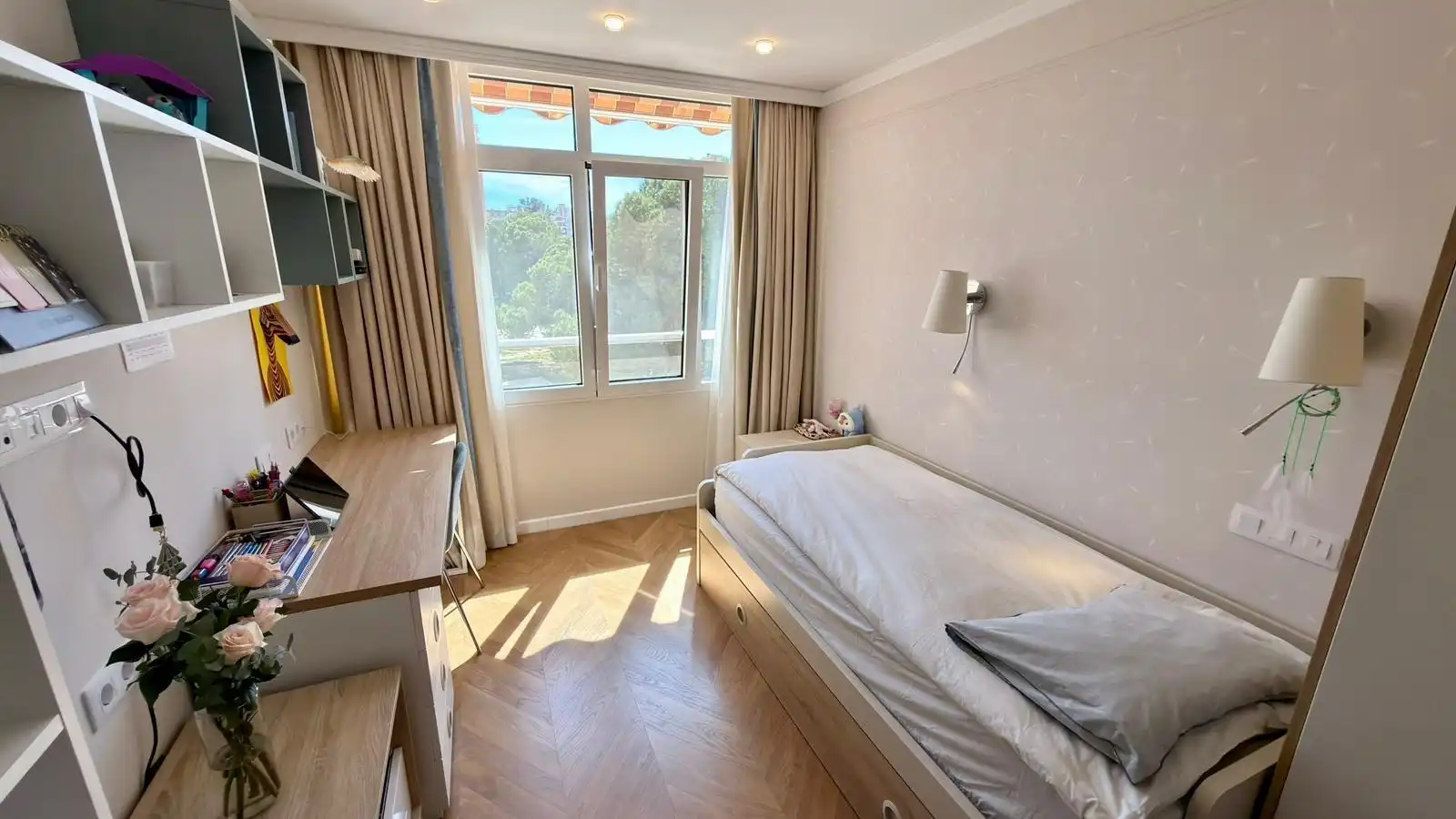 Habitación de Casa o chalet en venta en Alicante / Alacant con Aire acondicionado, Calefacción y Jardín privado