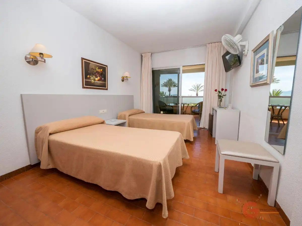 Edificio en venta en Velilla - Velilla Taramay